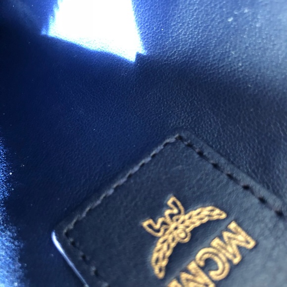 Bag - Picture 3 of 4